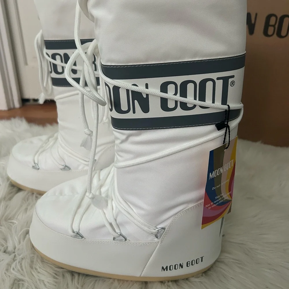 Never Worn Brand New with Tags - Moon Boots in Original Packaging! - Picture 5 of 8